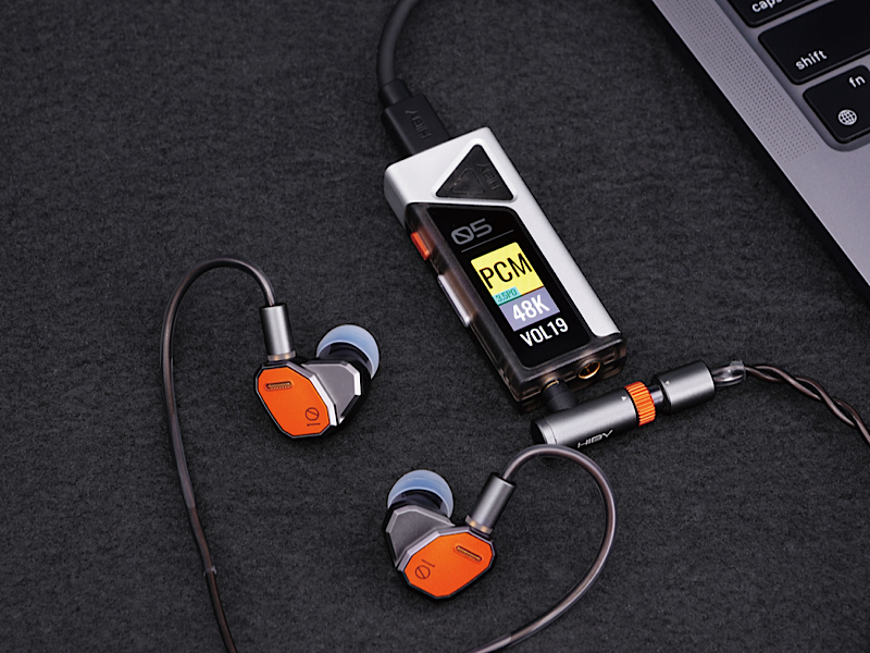 機能風重塑音樂體驗，HiBy FC5便攜解碼耳放/Yacht 10入耳式動圈耳機