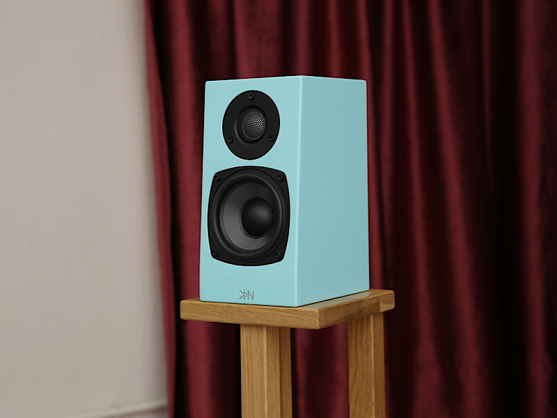 夠聽、夠用，還百搭——Totem Acoustic KIN ONE書架式音箱
